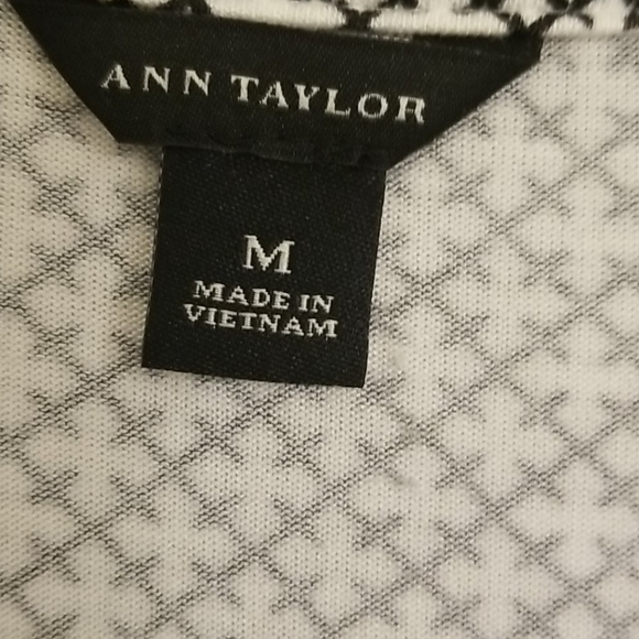 Blouse - Picture 2 of 2